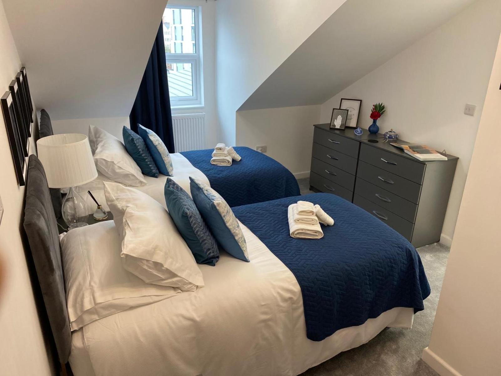 Stylish Apartment In Watford Watford  Eksteriør billede